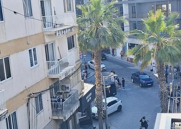 Lovely Paceville E *